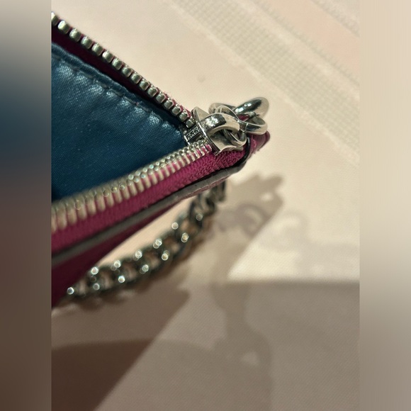 Coach Flat Wristlet Pink Zip Chain Strap - Picture 8 of 10